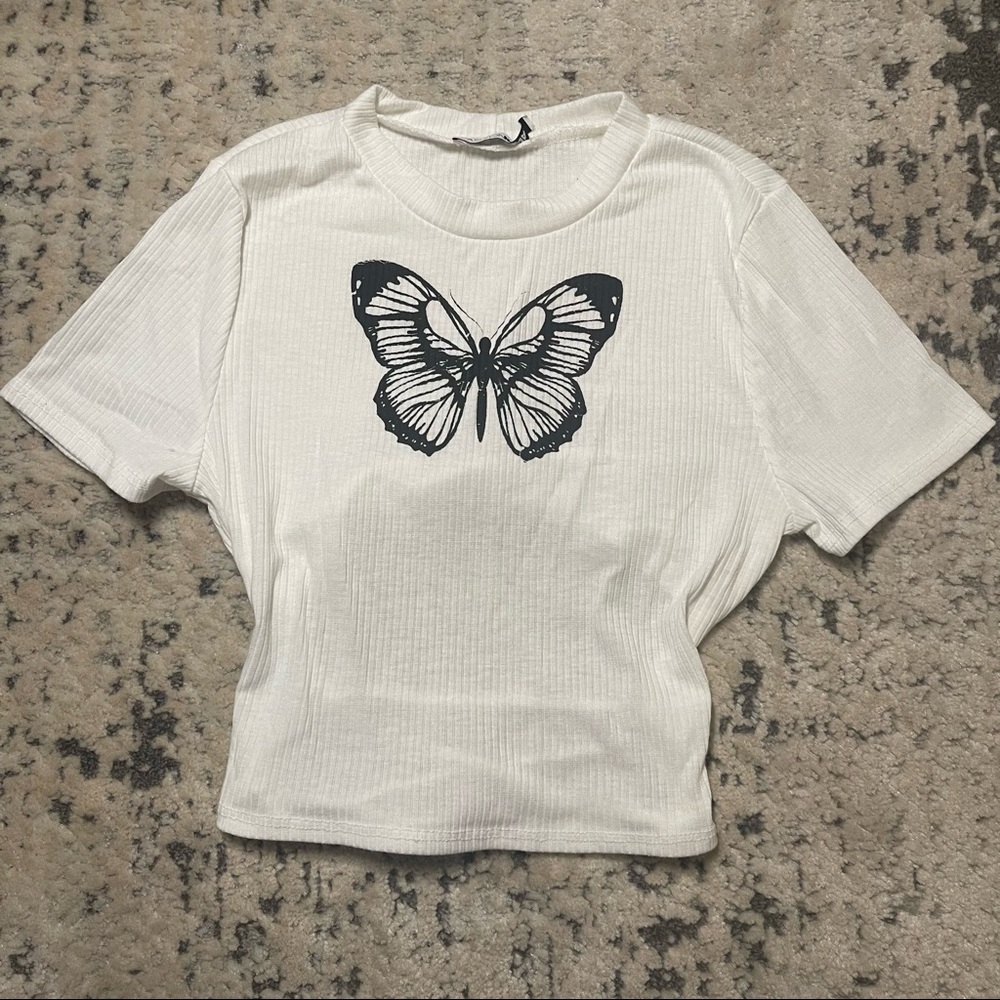 Fashion nova crop top